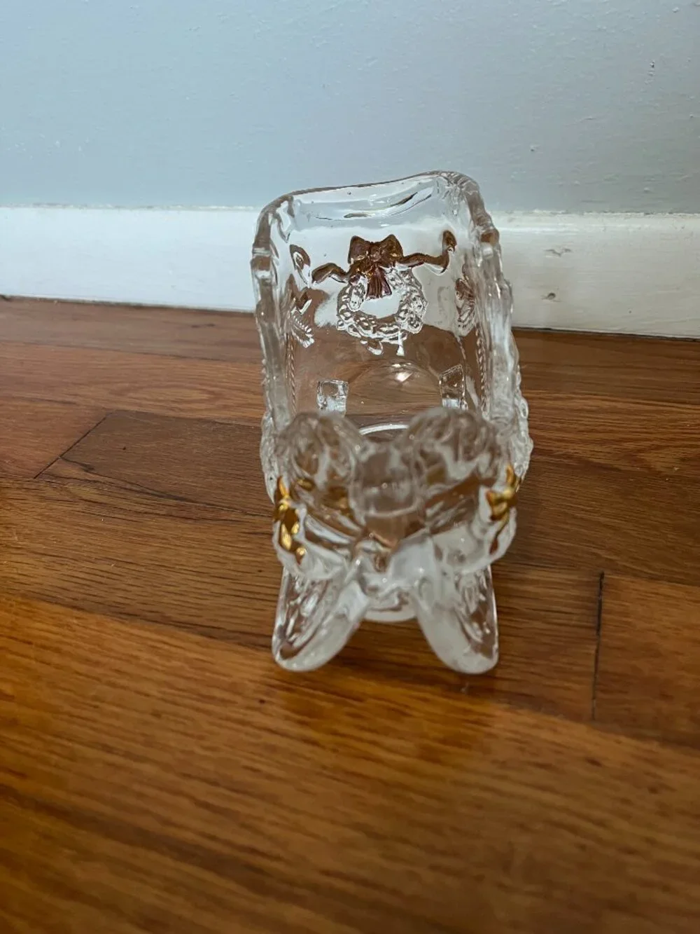 Glass sleigh with decorative gold-painted bows | Vintage